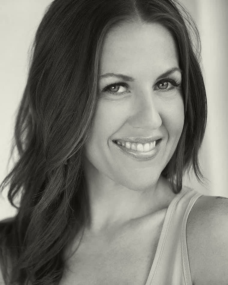 Nicole Carlson
